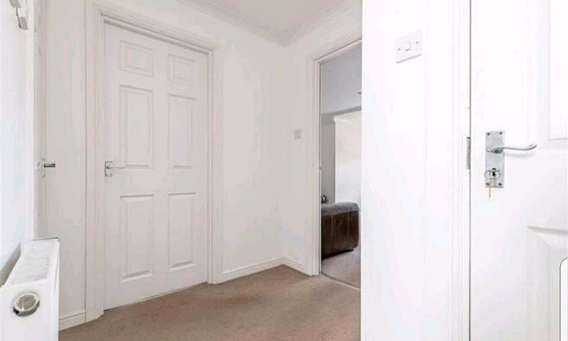 1 Bedroom Flat ...
