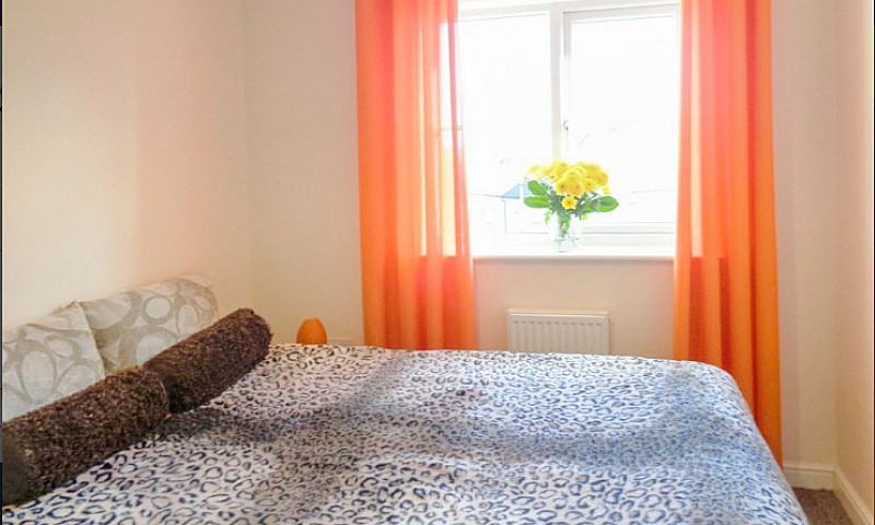 3 Bedroom House In A...