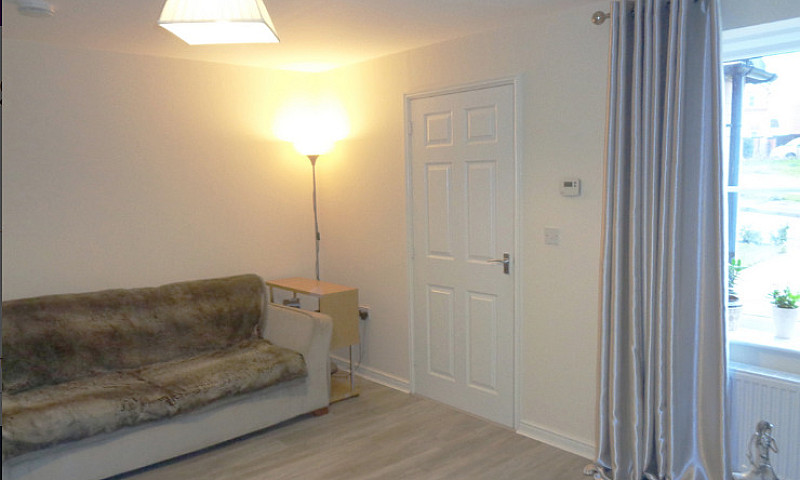 3 Bedroom House In A...
