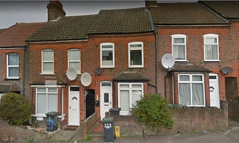 Luton - Readymade 4 ...