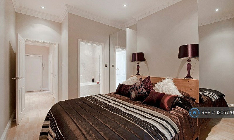 2 Bedroom Flat In Be...