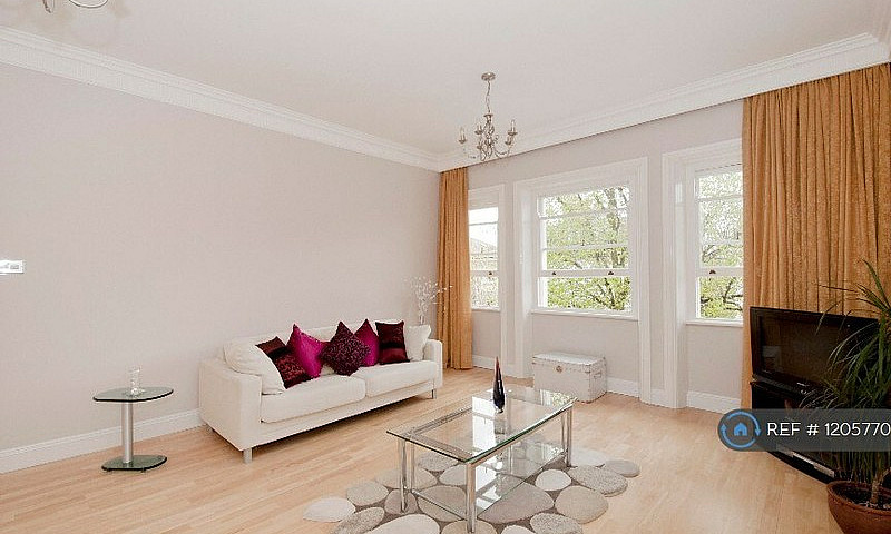 2 Bedroom Flat In Be...
