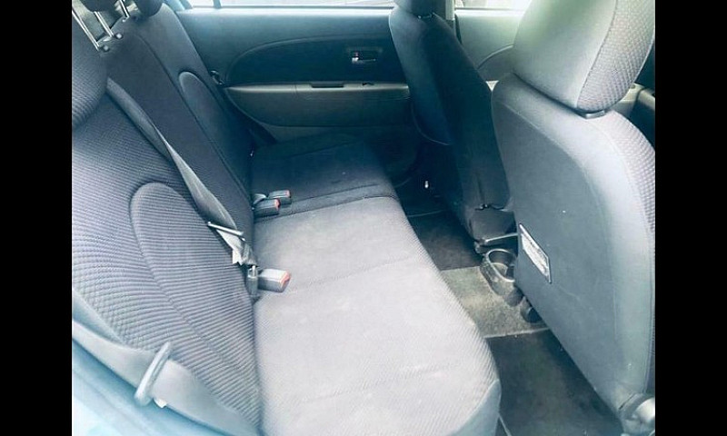 2006 Daihatsu Sirion...
