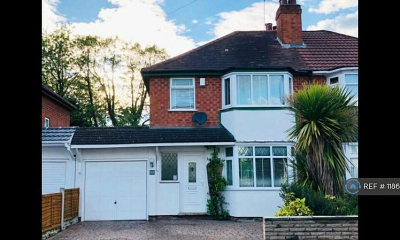 3 Bedroom House In B...