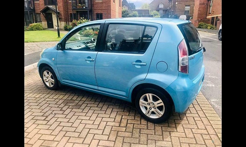 2006 Daihatsu Sirion...