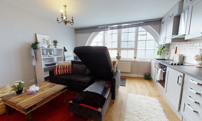 1 Bedroom Flat In Ga...