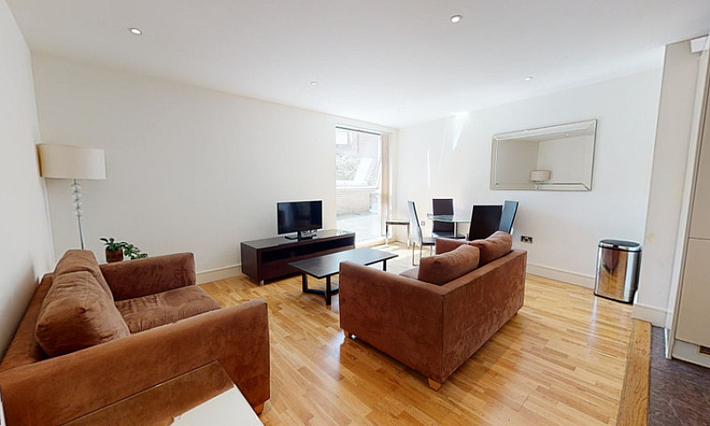 1 Bedroom Flat In Gr...