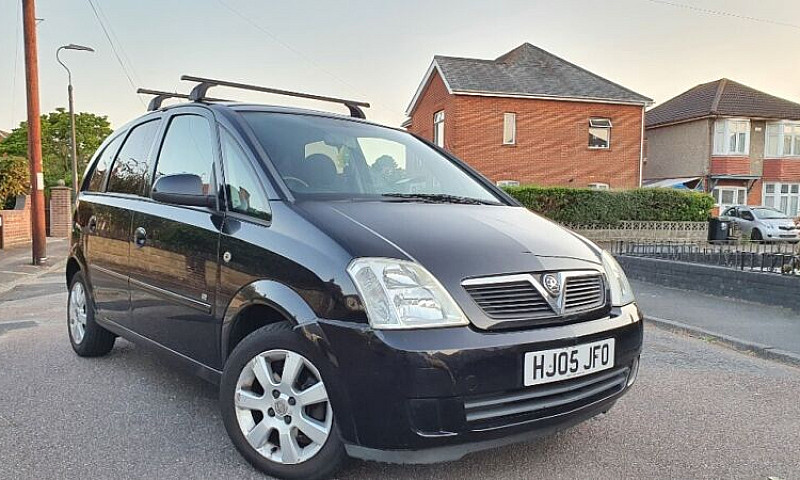 2005 Vauxhall Meriva...