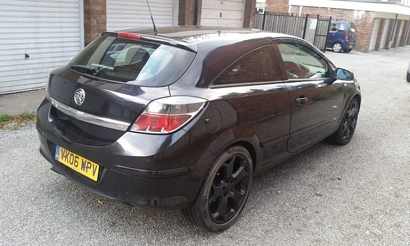 Vauxhall Astra Sri 1...