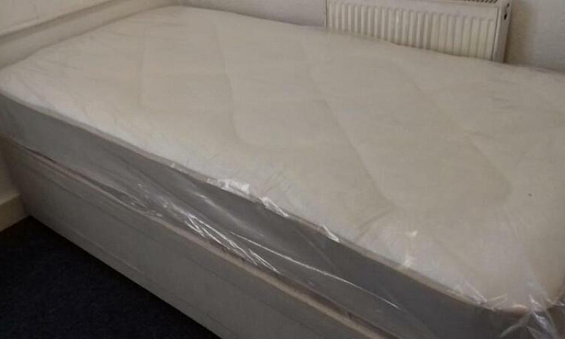 1 Bedroom In Brent S...