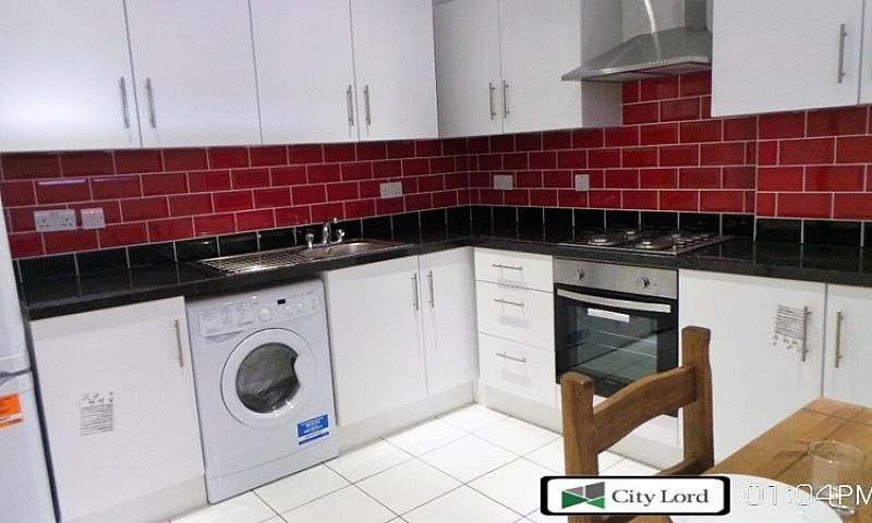***Flat-Share*** New...
