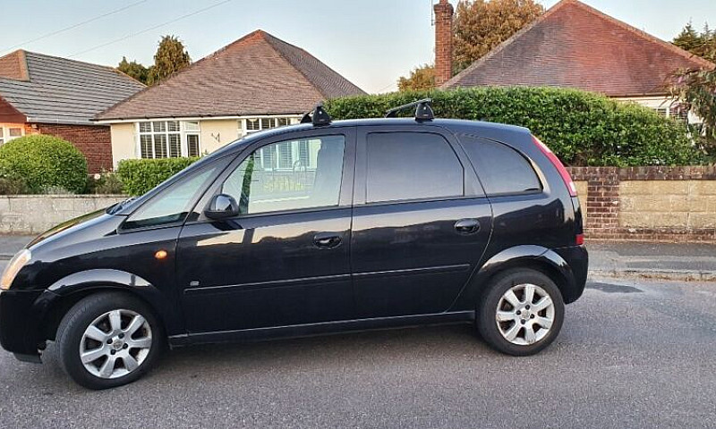 2005 Vauxhall Meriva...