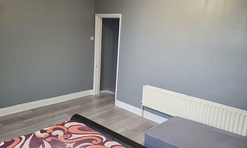 Furnished 2 Bedroom ...