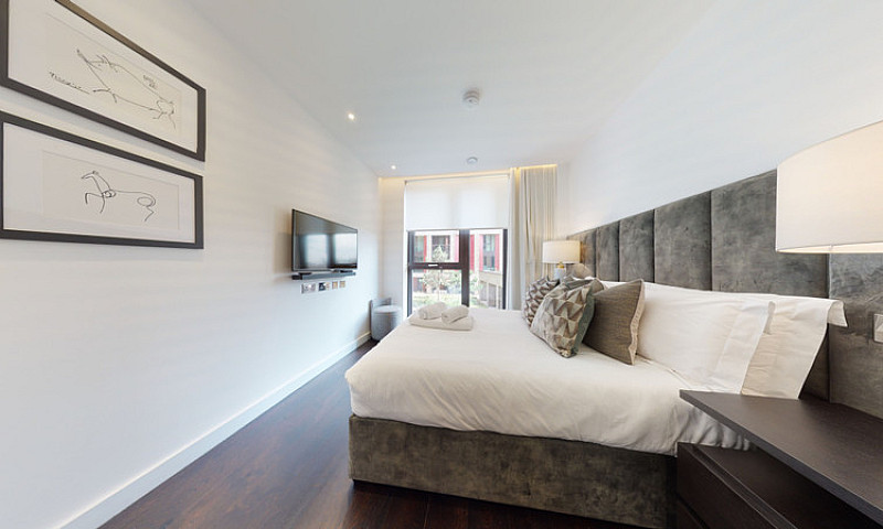 1 Bedroom Flat In Ch...
