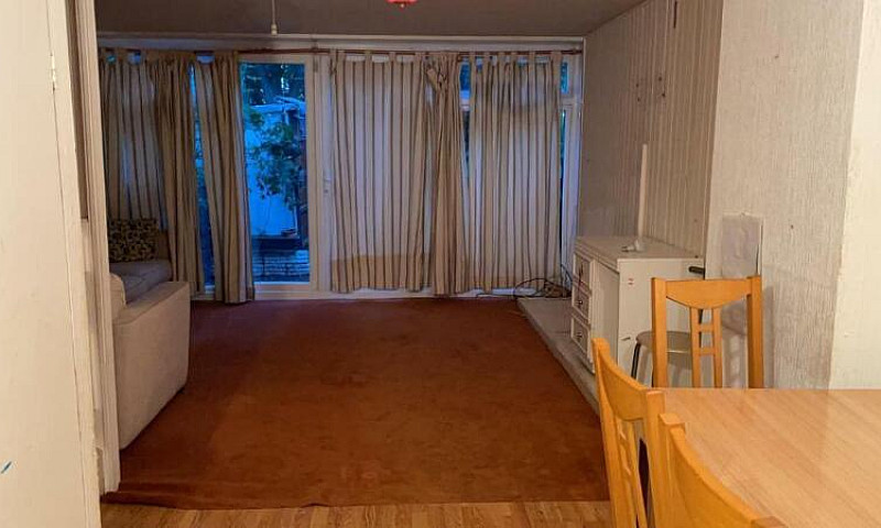 3 Bedroom House To R...