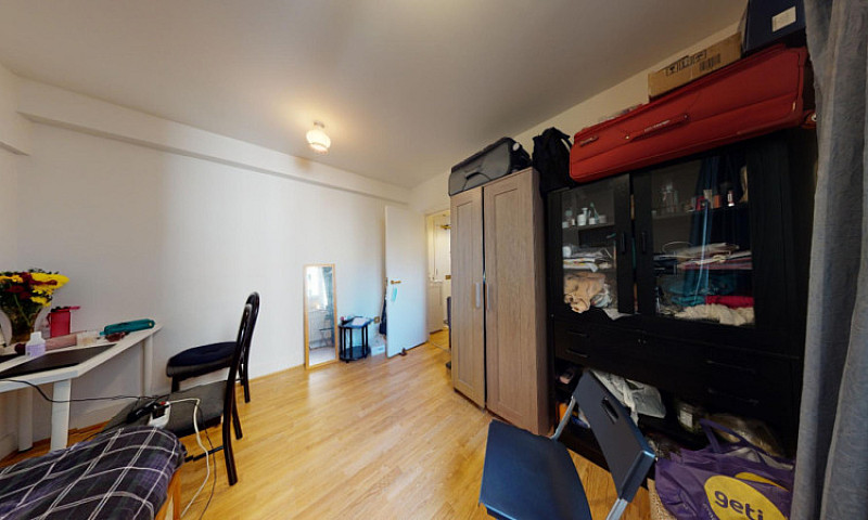 1 Bedroom Flat In Sl...