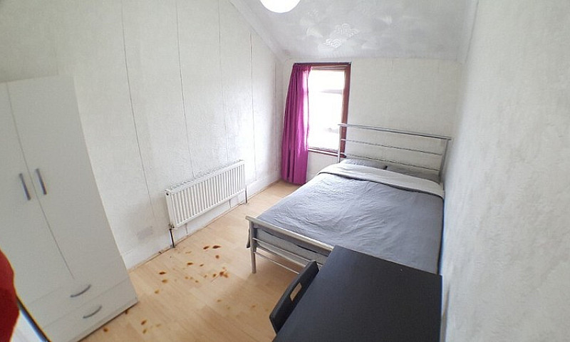 Nice Spacious House ...