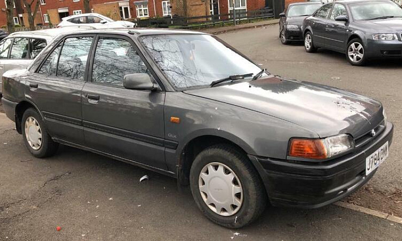 Mazda 323 ...