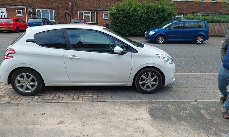 Peugeot, 208, Hatchb...