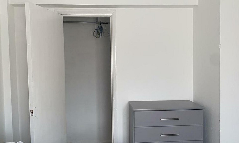 Room To Rent ...