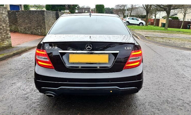 Mercedes-Benz, C Cla...