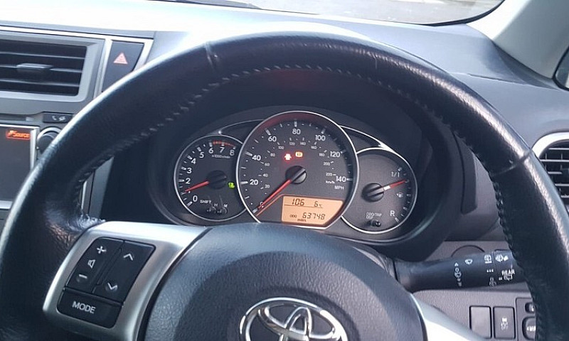 Toyota Verso-S, 63K ...