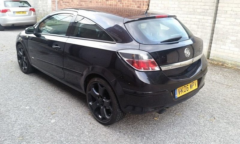 Vauxhall Astra Sri 1...