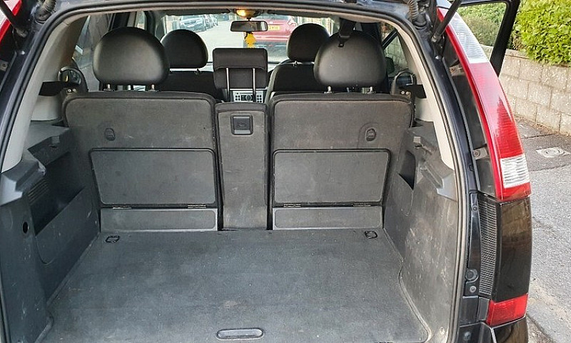 2005 Vauxhall Meriva...