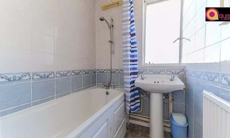 £1600 Pcm Two Bedroo...