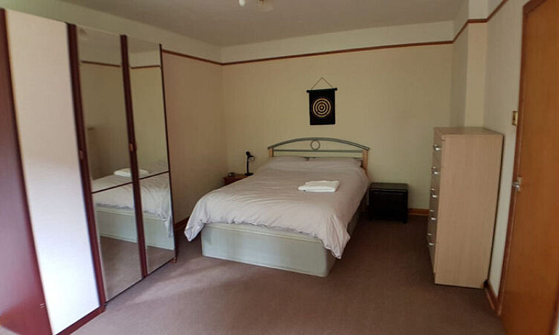 2 Bed First Floor Fl...