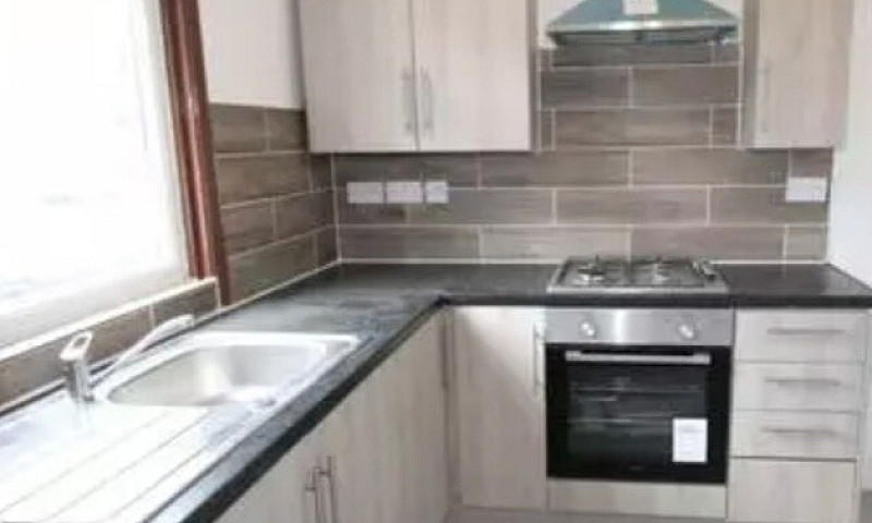 First Floor 2 Bedroo...