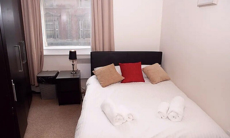 One Bedroom Apartmen...