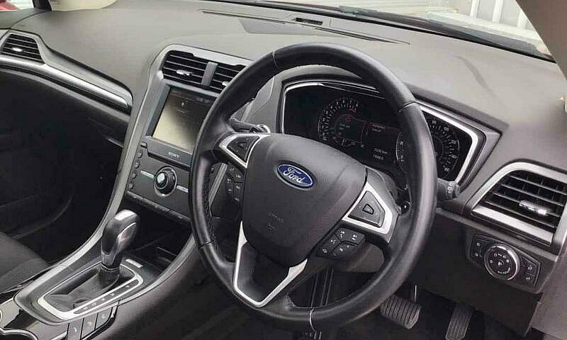 2015 Ford Mondeo 2.0...