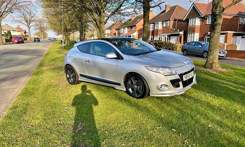 Renault Megane 1.6 V...