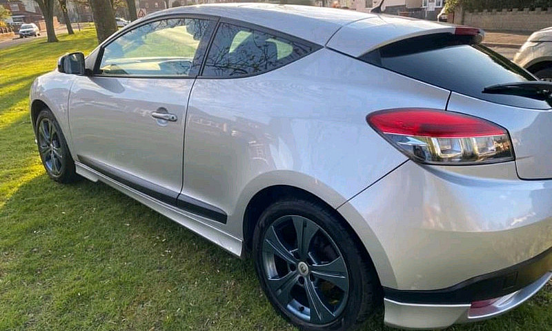 Renault Megane 1.6 V...