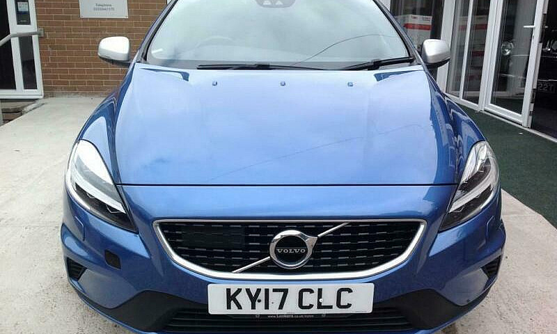 2017 (17) Volvo V40 ...