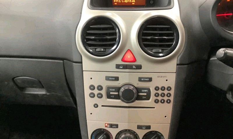 Vauxhall Corsa 2008 ...