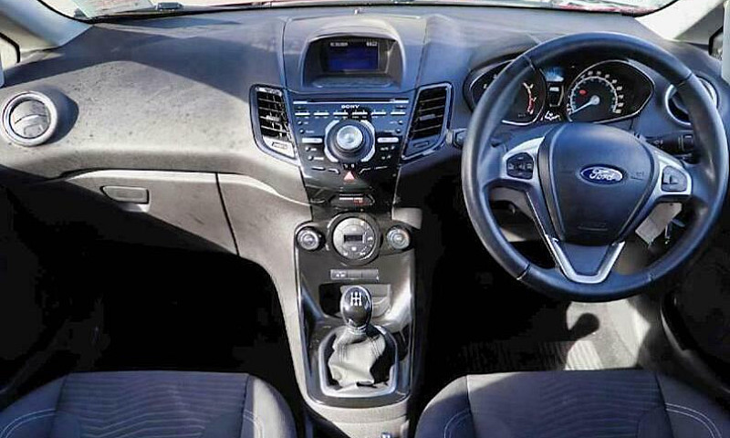 2014 Ford Fiesta 1.0...