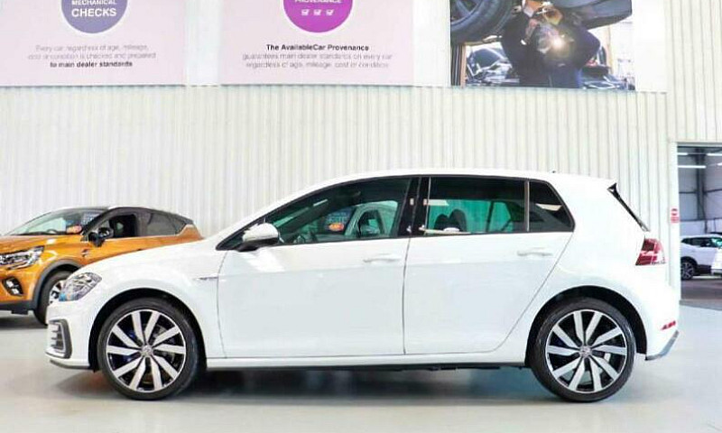 2018 Volkswagen Golf...