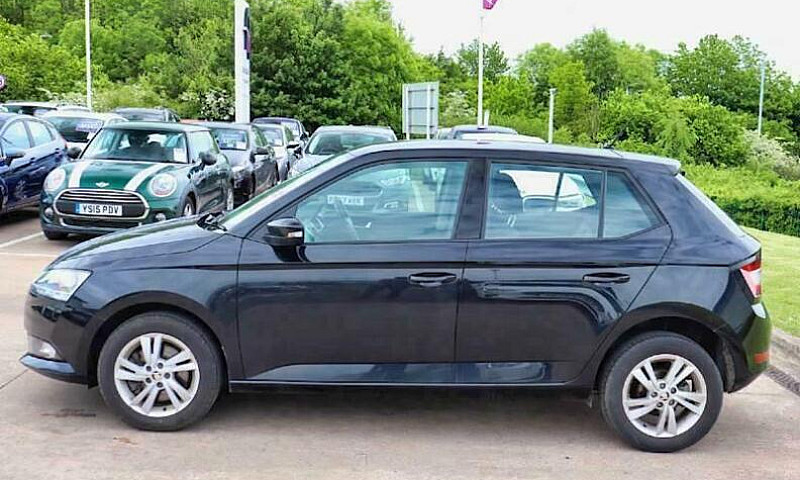 2019 Skoda Fabia 1.0...