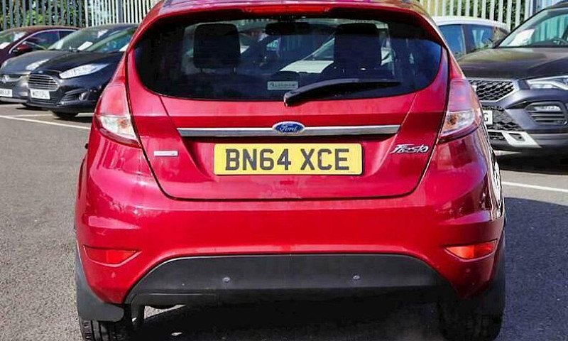 2014 Ford Fiesta 1.0...
