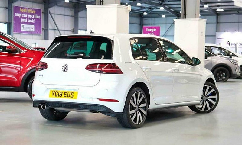 2018 Volkswagen Golf...