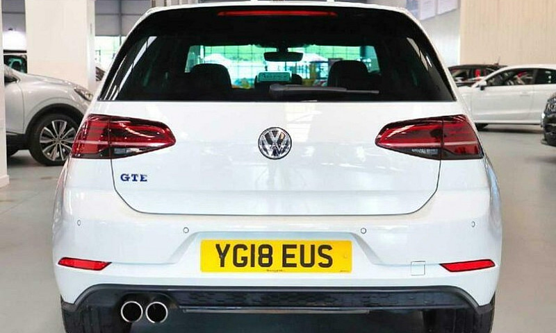 2018 Volkswagen Golf...