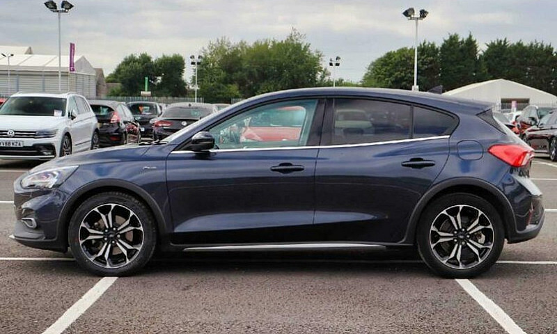 2020 Ford Focus Ford...