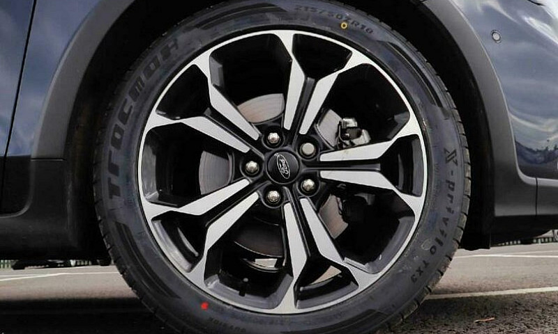 2020 Ford Focus Ford...