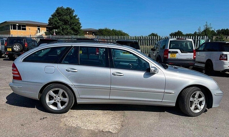 Mercedes-Benz, C Cla...