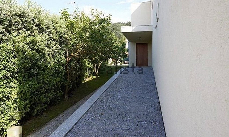 6 Bedroom Villa “New...