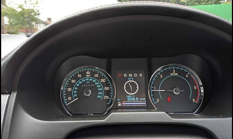 Jaguar Xf S Portfoli...