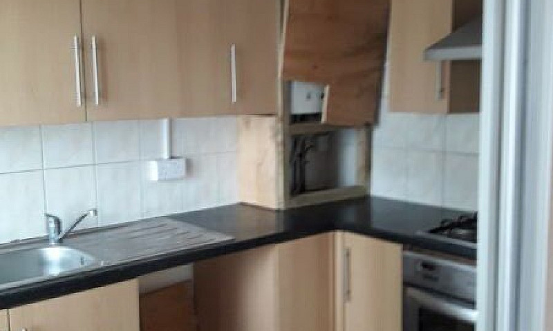 £600 Per Month Large...