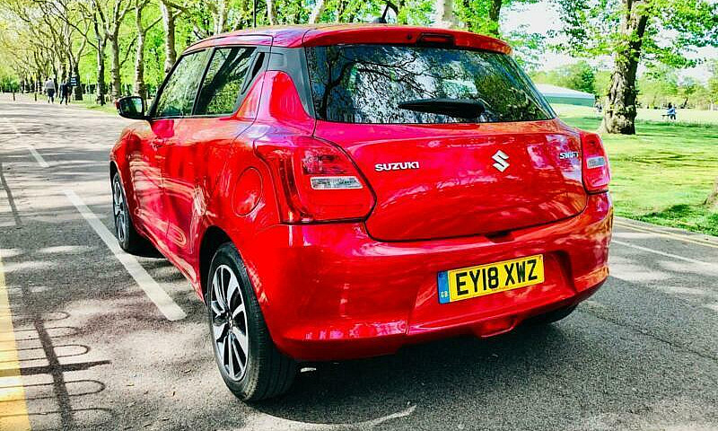 Suzuki Swift 1.0 Pet...